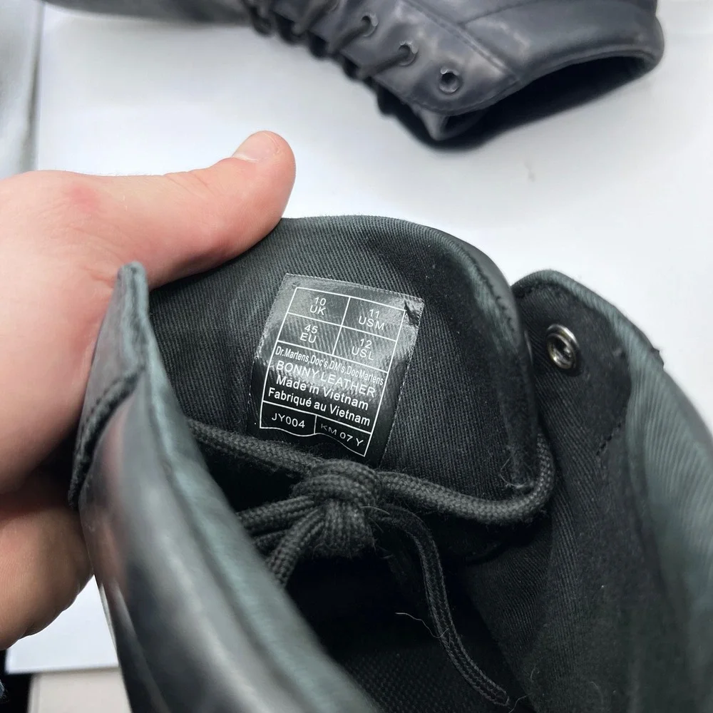 Dr. Martens Bonny Leather Black Chukka Utility Boots Mens 11 JY004‎ KM07Y
